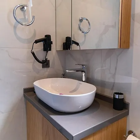 Room With A Swimming Pool For Two Appartement