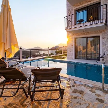 Room With A Swimming Pool For Two Appartement *